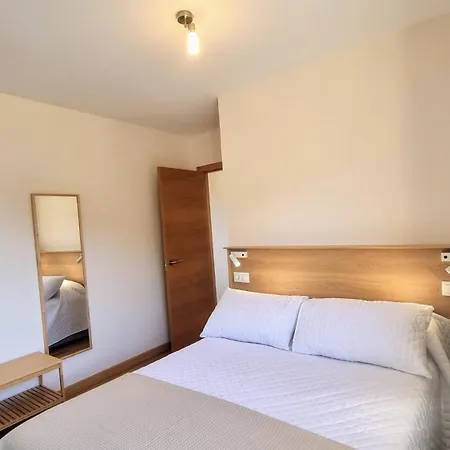 El Arcin - Piscina, Terraza Y Parking En דירה