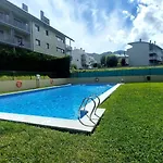El Arcin - Piscina, Terraza Y Parking En Daire Llanes