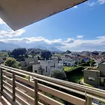 El Arcin - Piscina, Terraza Y Parking En Daire Llanes